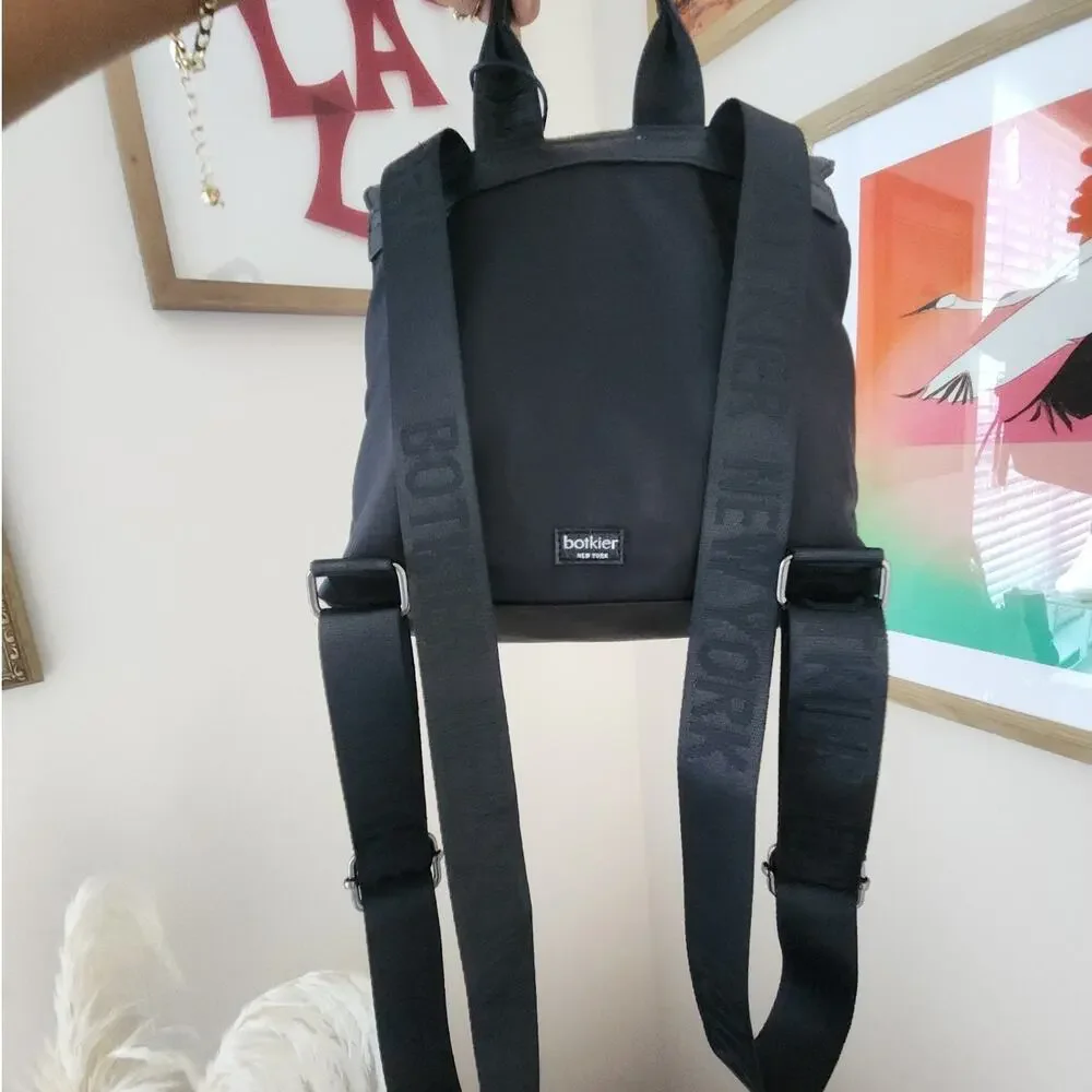 Botkier New York Trigger Backpack - Picture 3 of 8